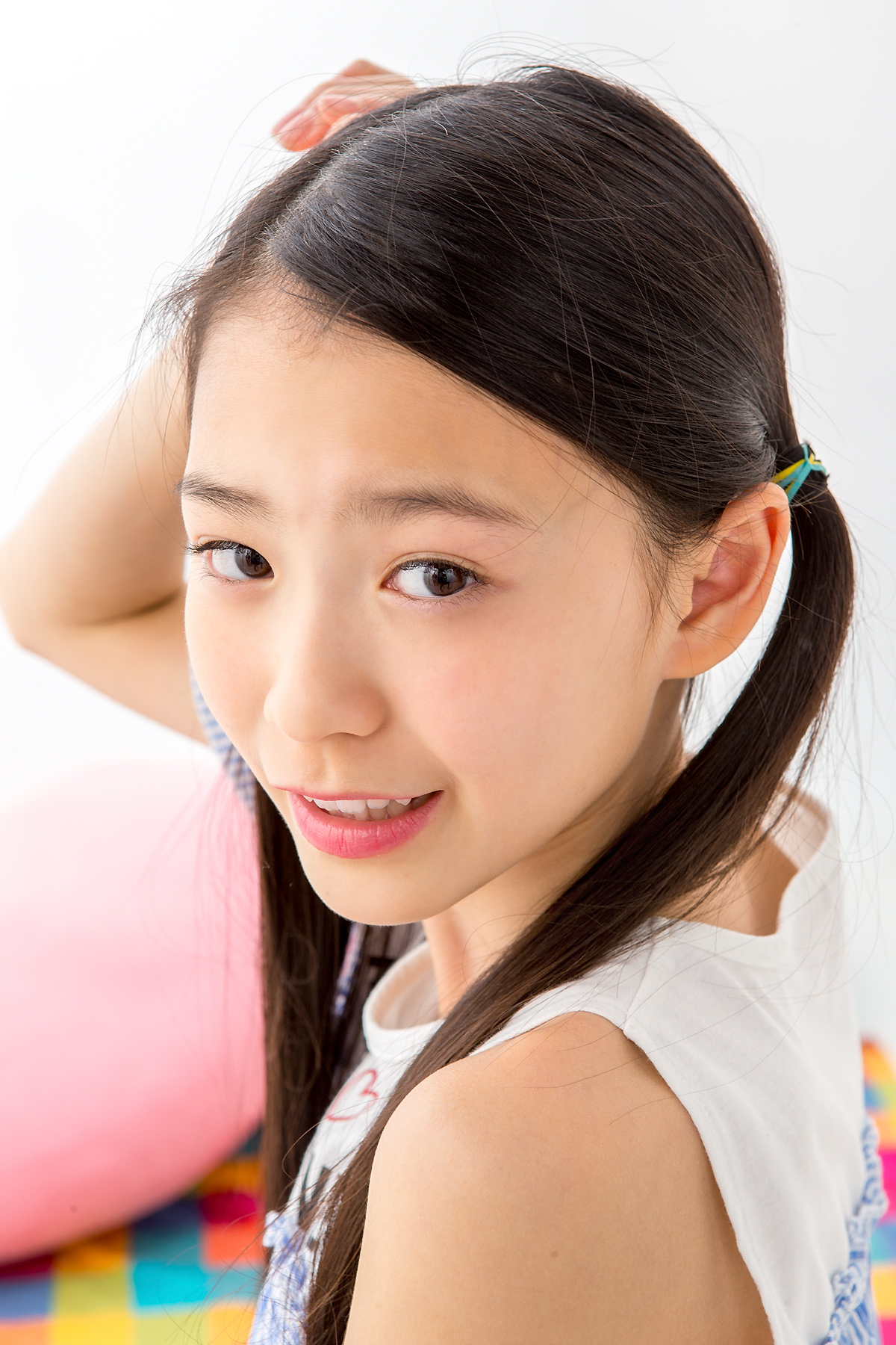 st2_whitey_yuzuki_r02_025.jpg