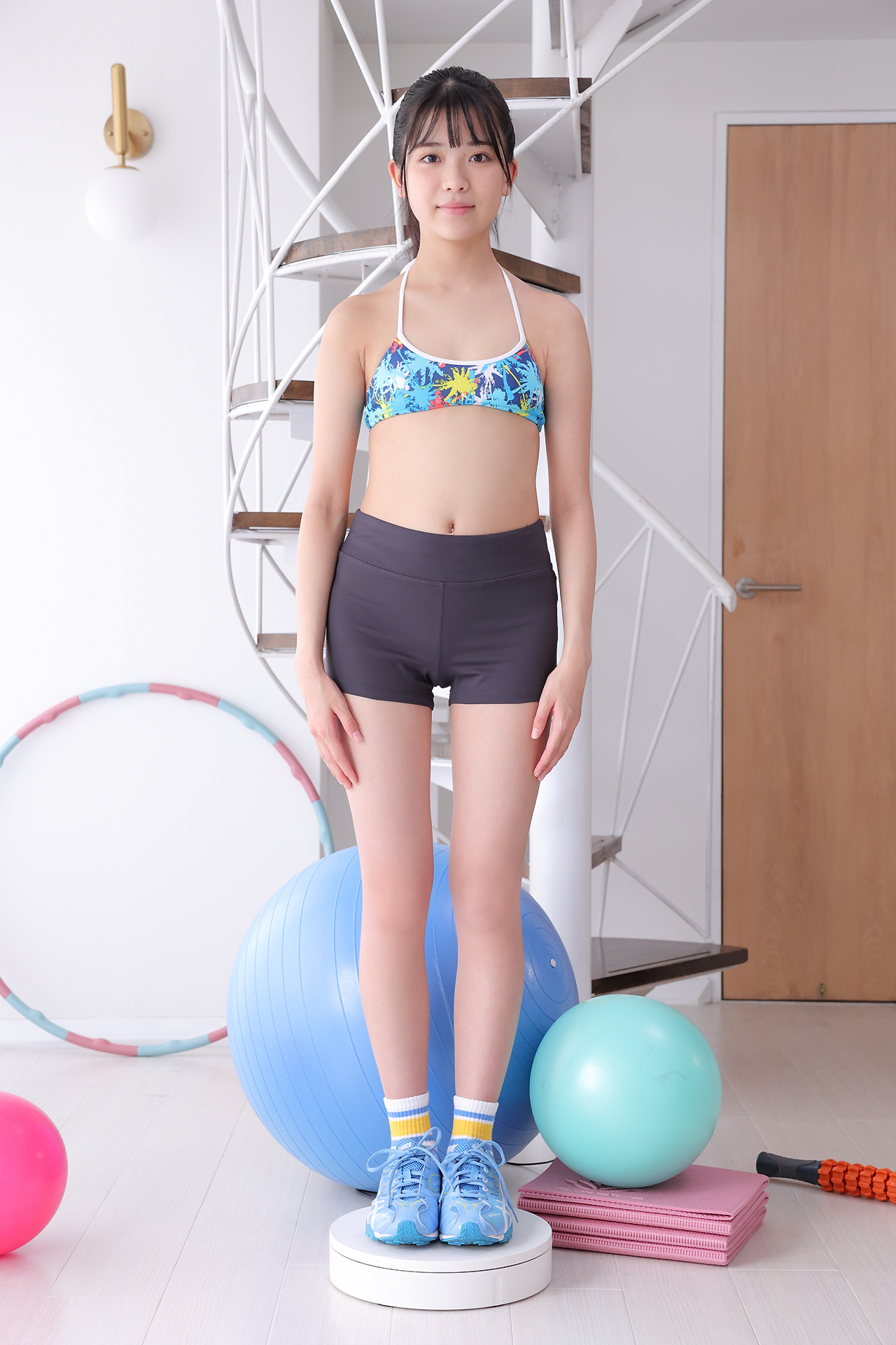 p_mao-i4_02_001.jpg