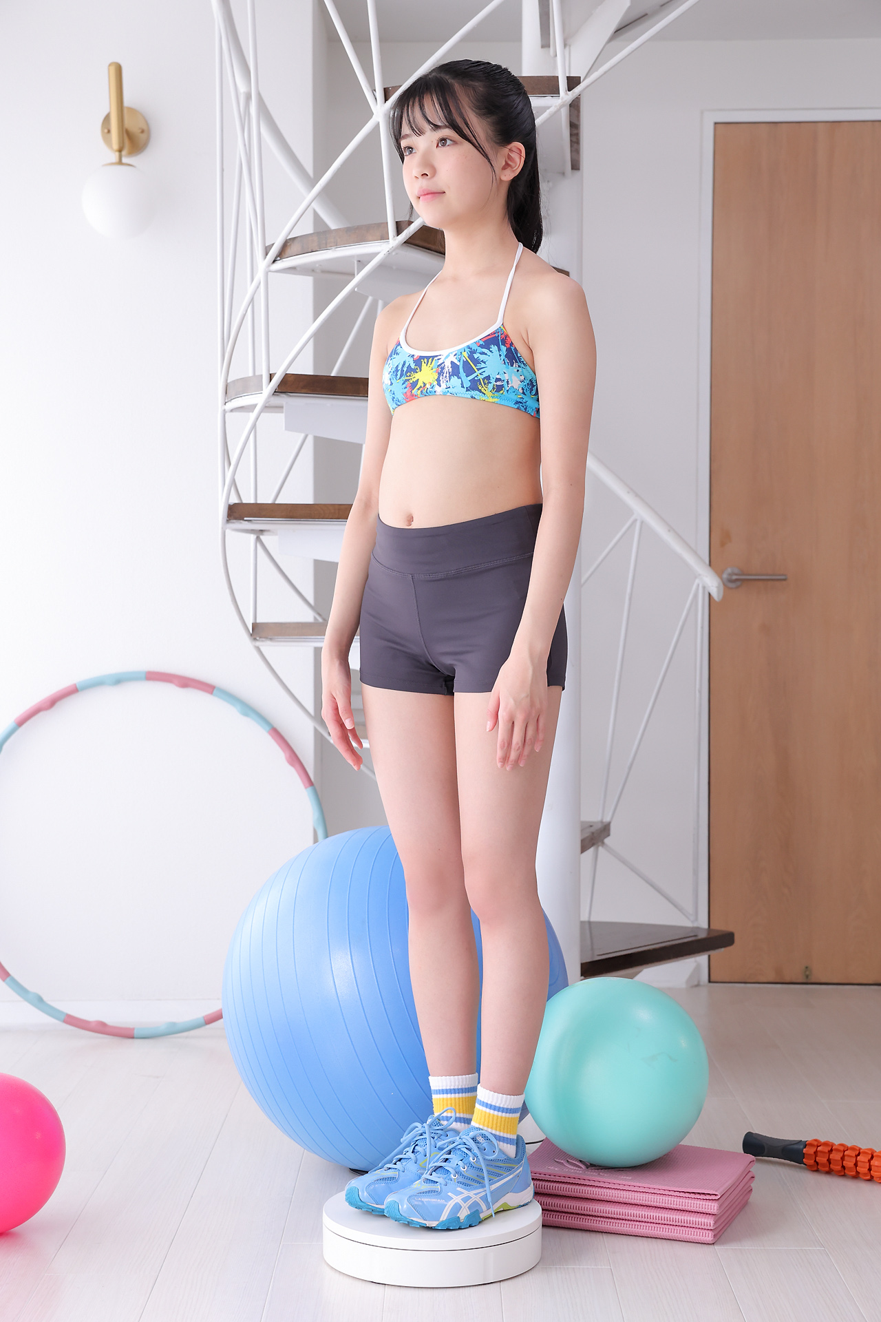 p_mao-i4_02_002.jpg