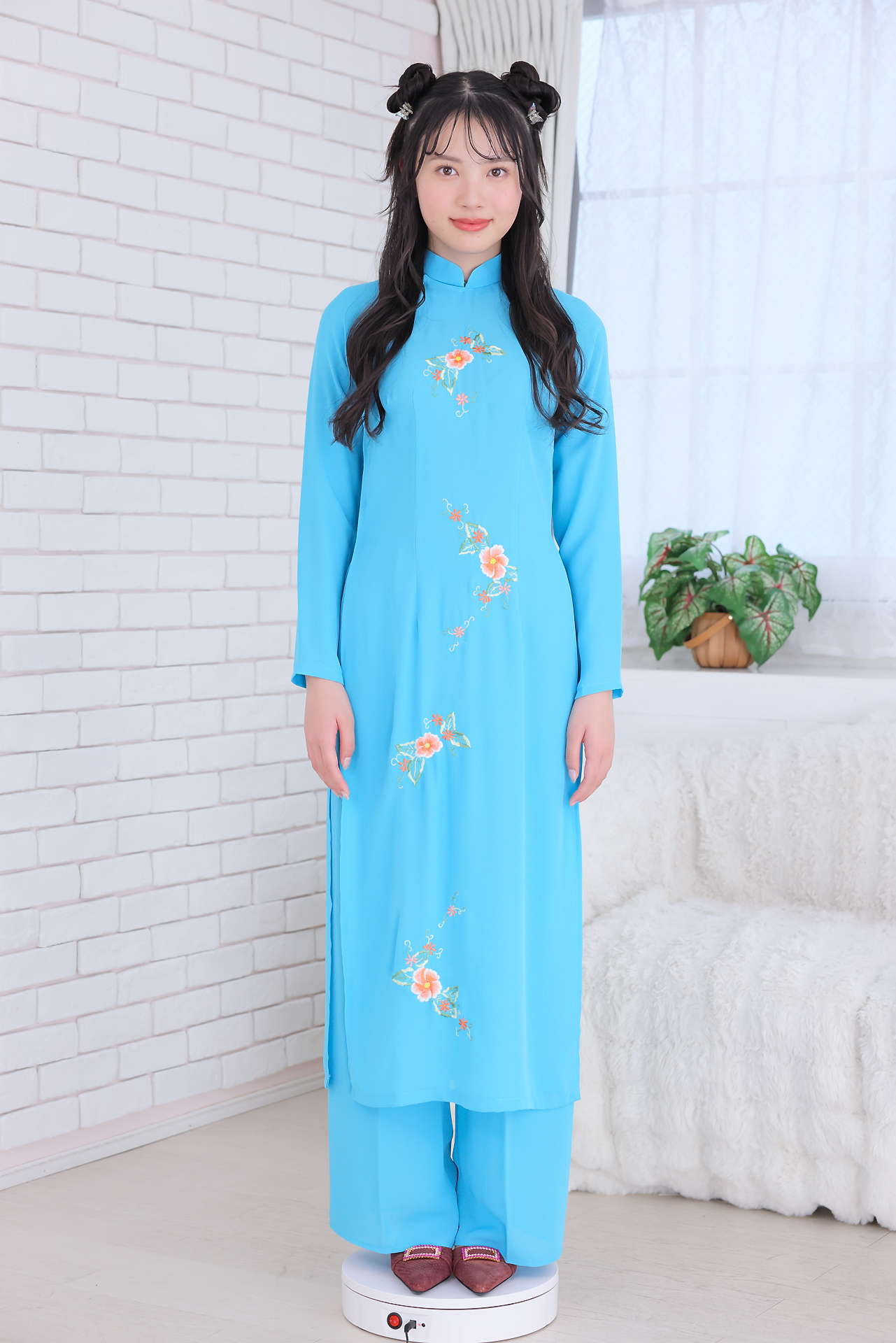 p_mai-h_02_001.jpg