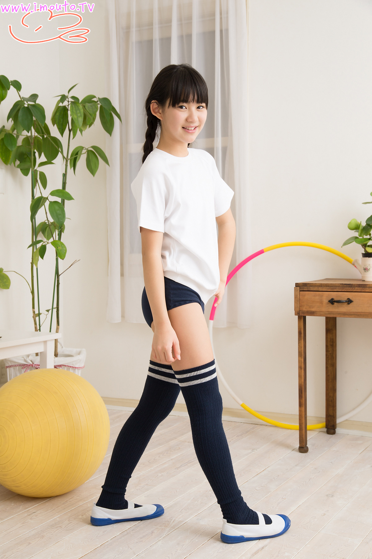 kneehigh_takeshita_m02_002.jpg