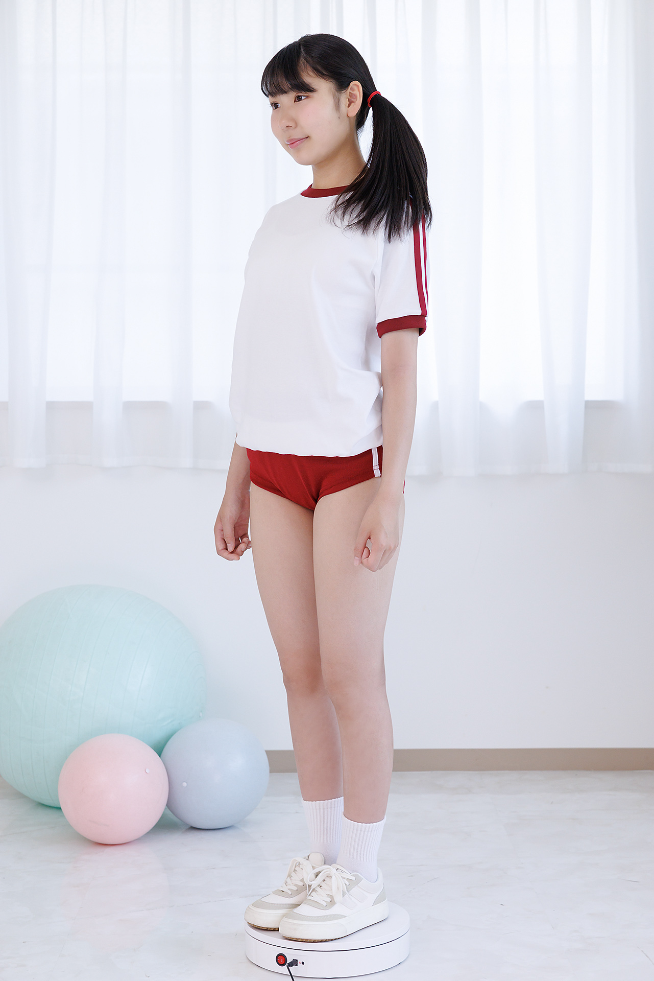 p_yuina-n_02_002.jpg